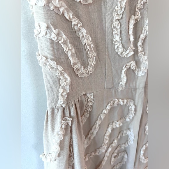 VINTAGE Linen-Like Beige Sleeveless Dress with 3D Ruffled Ribbon Details - Picture 10 of 13